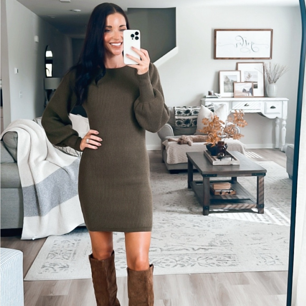 Vici Olive Long Sleeve Dress